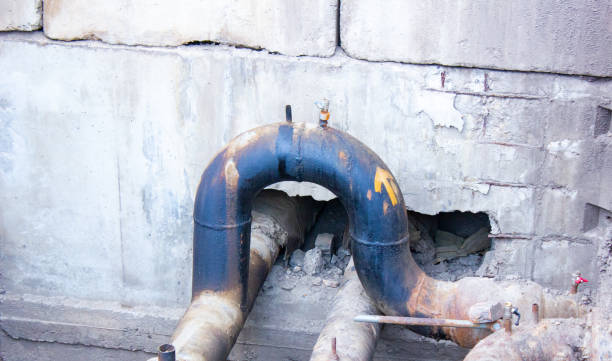 Sewage cleanup and water damage restoration in FL